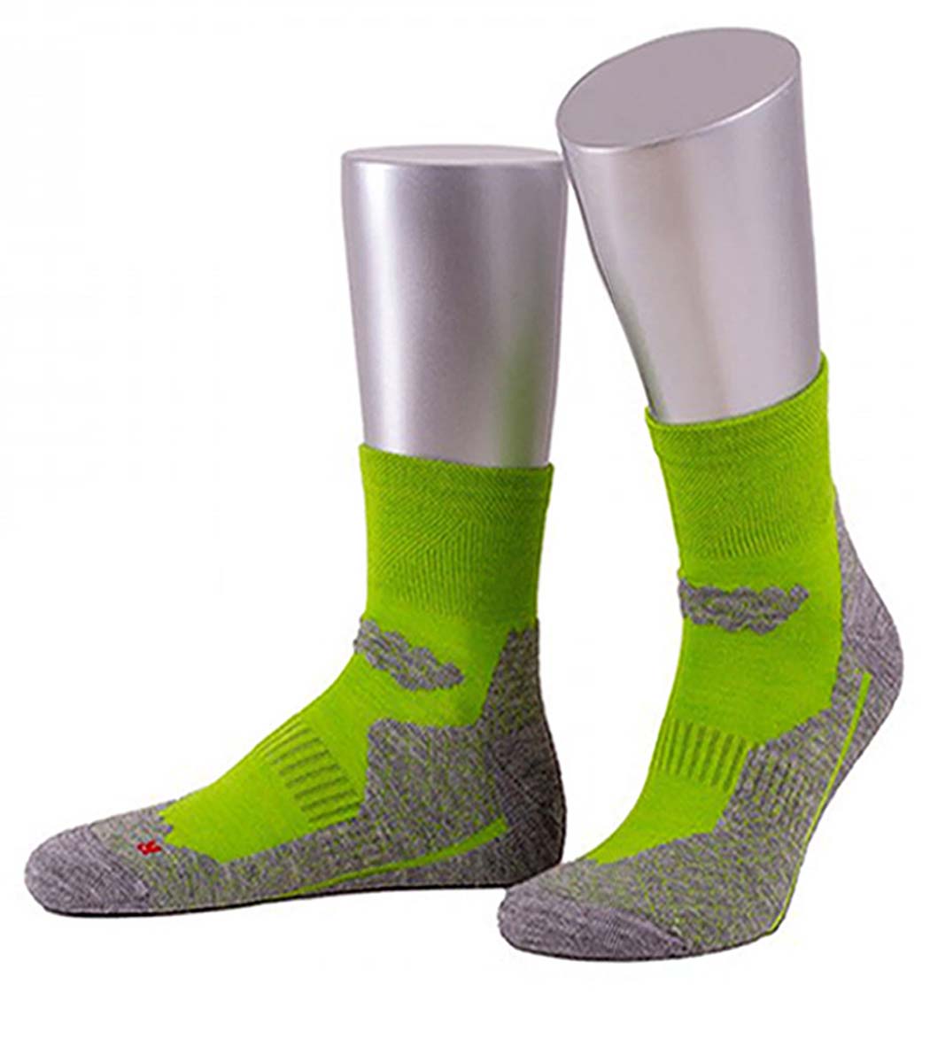 Unisex trekking/outdoor sock Short sock for the highest demands